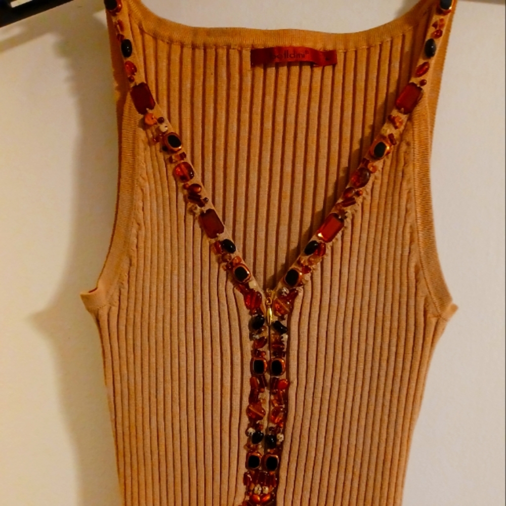 Large Belldini tank top w stones